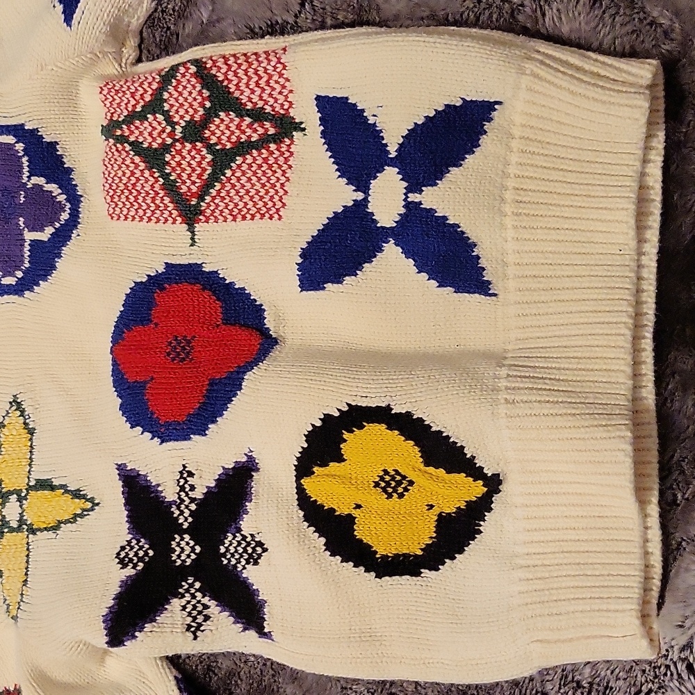 Louis Vuitton Kids Colorful Patterned Sweater - Picture 4 of 4